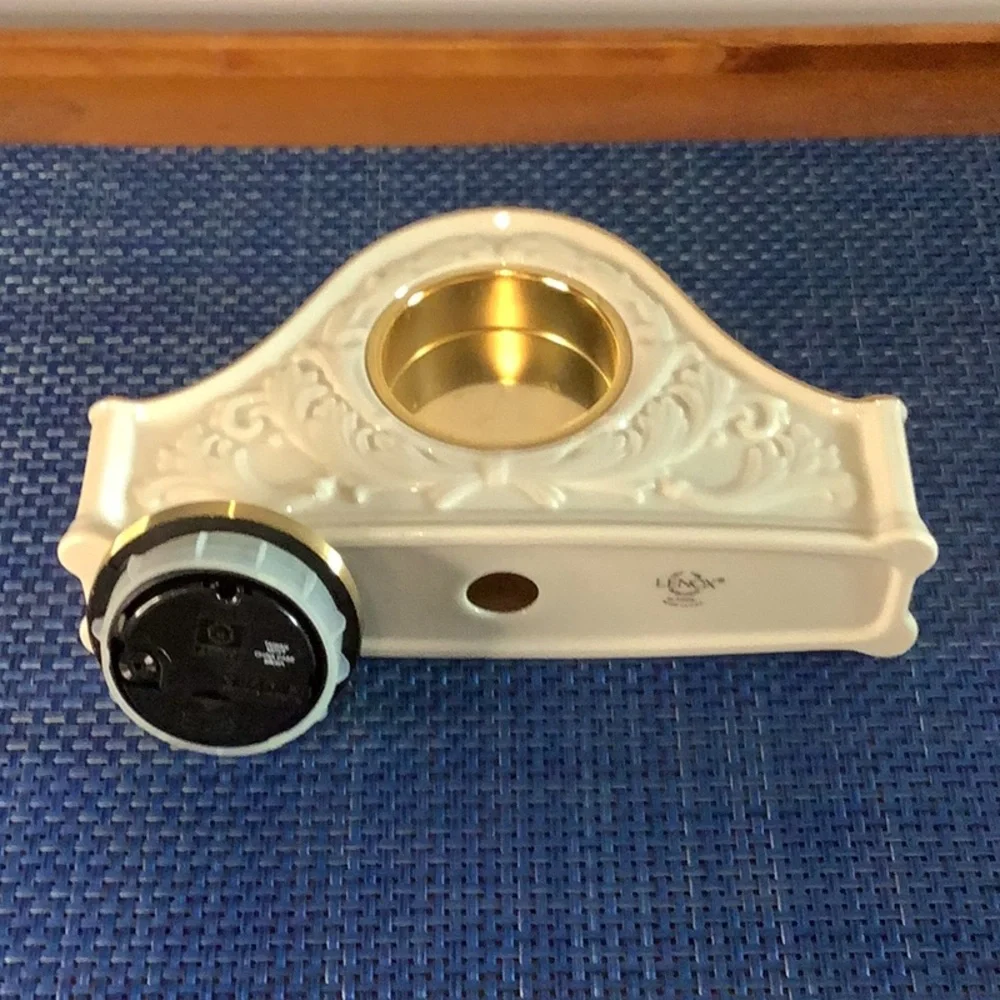 Lenox Cream and Gold Vintage Mantle Clock